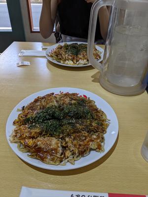仙川で食べた広島のお好み焼き お好み焼き.jpg