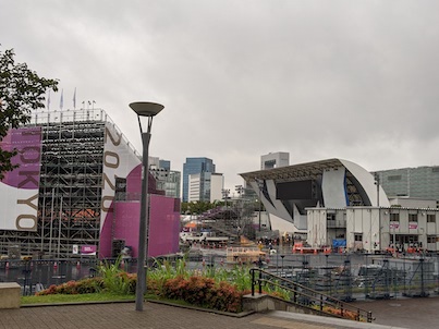 家具を買った帰りに見た光景 解体される会場